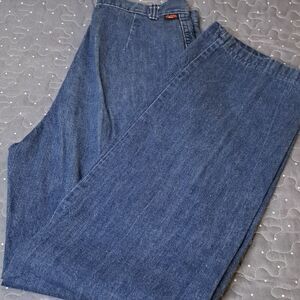 Stuffed jeans size 11